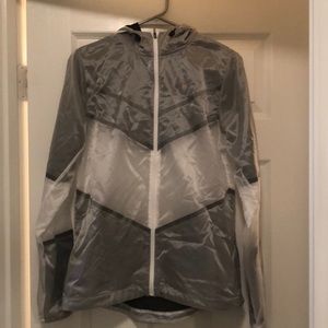Reflective running jacket